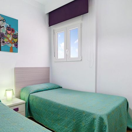 Apartamento Sol - Solo Familias โกนิล เด ลาฟรอนเตรา ภายนอก รูปภาพ