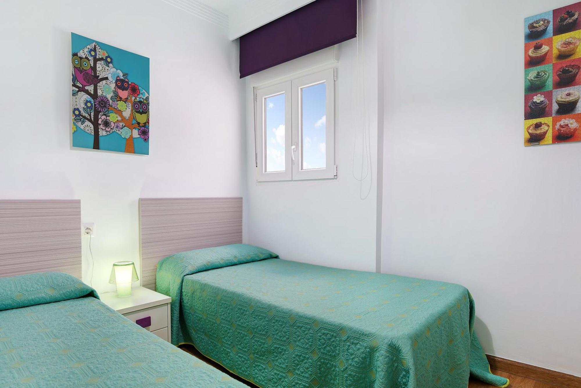 Apartamento Sol - Solo Familias โกนิล เด ลาฟรอนเตรา ภายนอก รูปภาพ